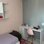 Apartment With Airport View